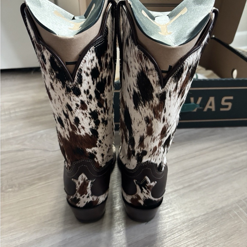 BRAND NEW Sold Out Limited Edition Tecovas Sadie Hair on Hide Cowgirl Boots - Picture 5 of 6